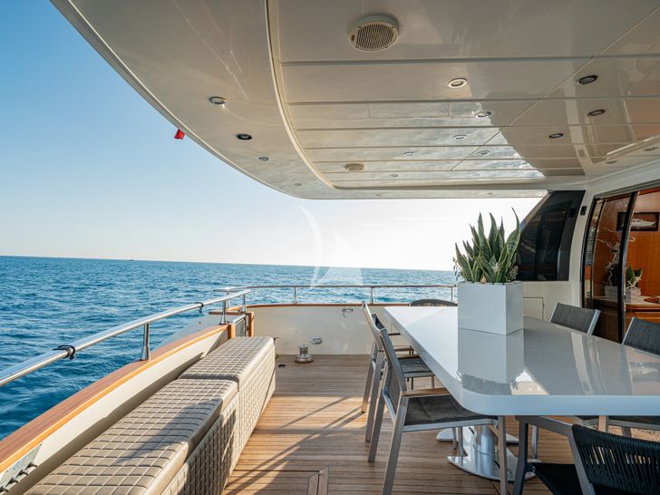 WHITEHAVEN Canados 25 - aft deck WHITEHAVEN Canados 25 - aft deck