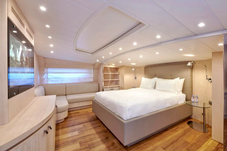 Charter Yacht WHITE KNIGHT - Maiora 40m - 6 Cabins - Athens - Mykonos - Paros - Cyclades - Greece