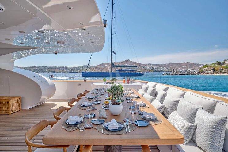 Charter Yacht WHITE KNIGHT - Maiora 40m - 6 Cabins - Athens - Mykonos - Paros - Cyclades - Greece