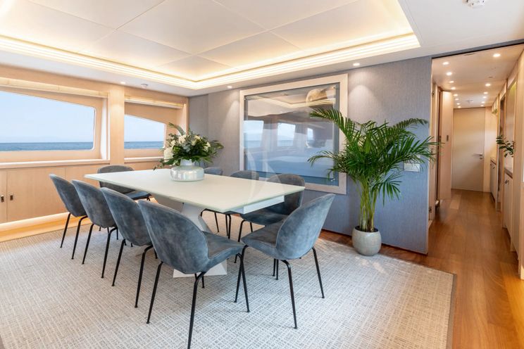 Charter Yacht WHITE KNIGHT - Maiora 40m - 6 Cabins - Athens - Mykonos - Paros - Cyclades - Greece