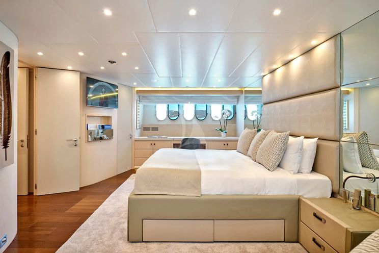 Charter Yacht WHITE KNIGHT - Maiora 40m - 6 Cabins - Athens - Mykonos - Paros - Cyclades - Greece