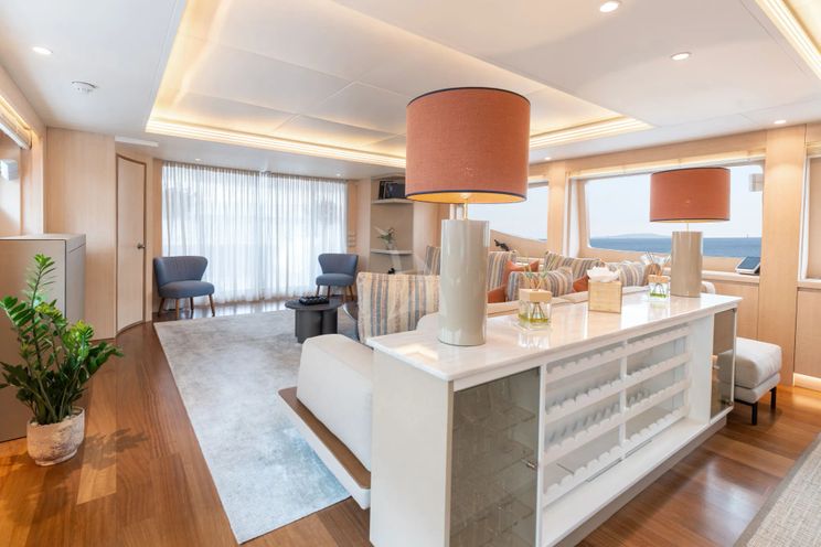 Charter Yacht WHITE KNIGHT - Maiora 40m - 6 Cabins - Athens - Mykonos - Paros - Cyclades - Greece