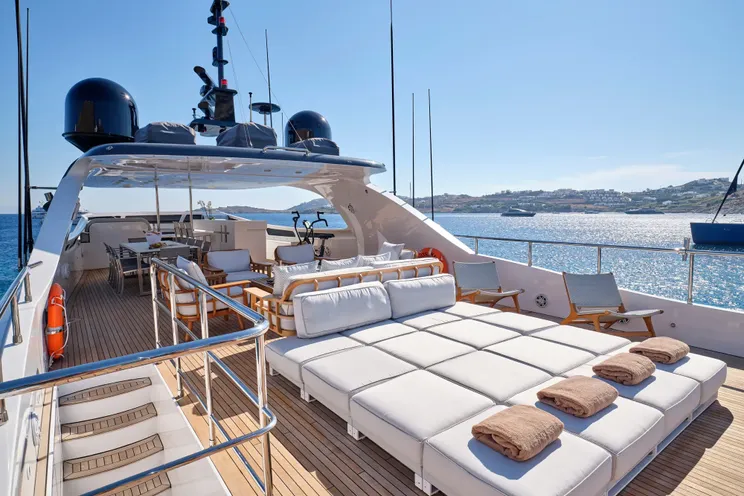 Charter Yacht WHITE KNIGHT - Maiora 40m - 6 Cabins - Athens - Mykonos - Paros - Cyclades - Greece