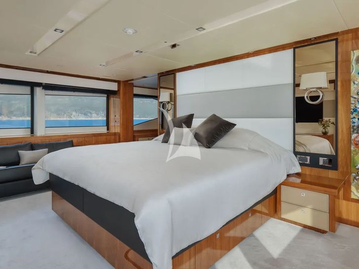 WICKED PLAY Sunseeker 115 Sport Yacht - master cabin bed and seating area WICKED PLAY Sunseeker 115 Sport Yacht - master cabin bed and seating area
