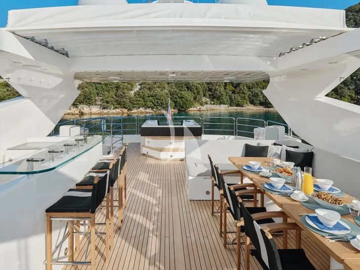 WICKED PLAY Sunseeker 115 Sport Yacht - sun deck WICKED PLAY Sunseeker 115 Sport Yacht - sun deck
