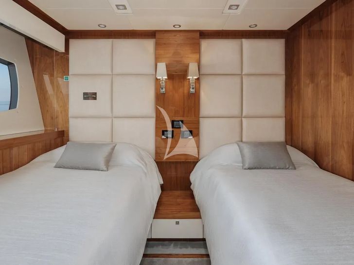 WICKED PLAY Sunseeker 115 Sport Yacht - twin cabin 1 WICKED PLAY Sunseeker 115 Sport Yacht - twin cabin 1