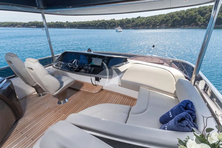 Charter Yacht WILJIM V - Princess Y72 - 4 Cabins - Saint Raphael - Cannes - St Tropez - Nice - Antibes - French Riviera - Monaco