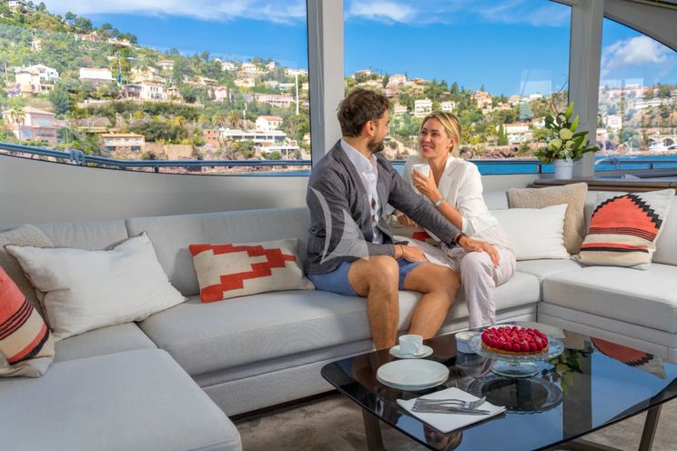 Charter Yacht WILJIM V - Princess Y72 - 4 Cabins - Saint Raphael - Cannes - St Tropez - Nice - Antibes - French Riviera - Monaco