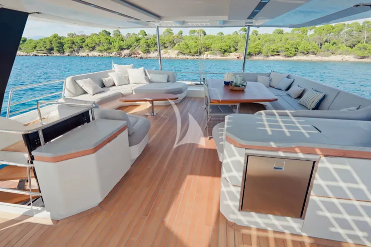 Charter Yacht WINDKIND - Fountaine Pajot Thira 80 - 5 Cabins - St Martin - St Barths - Leewards - Caribbean