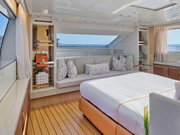 WOMBAT Sanlorenzo SL106 - master cabin bed and lounge WOMBAT Sanlorenzo SL106 - master cabin bed and lounge
