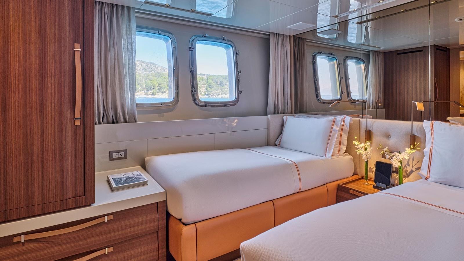 Charter Yacht WOMBAT - Sanlorenzo SL106 - 5 Cabins - Athens - Mykonos - Paros - Cyclades - Aegean - Greece