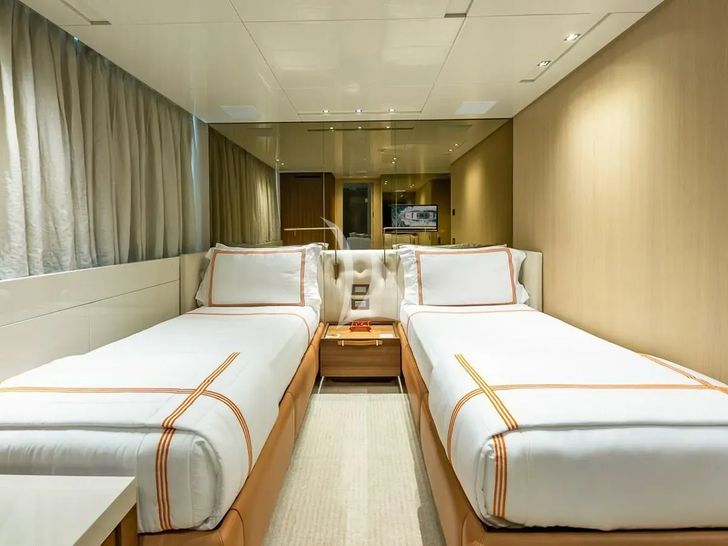 WOMBAT Sanlorenzo SL106 - twin cabin WOMBAT Sanlorenzo SL106 - twin cabin