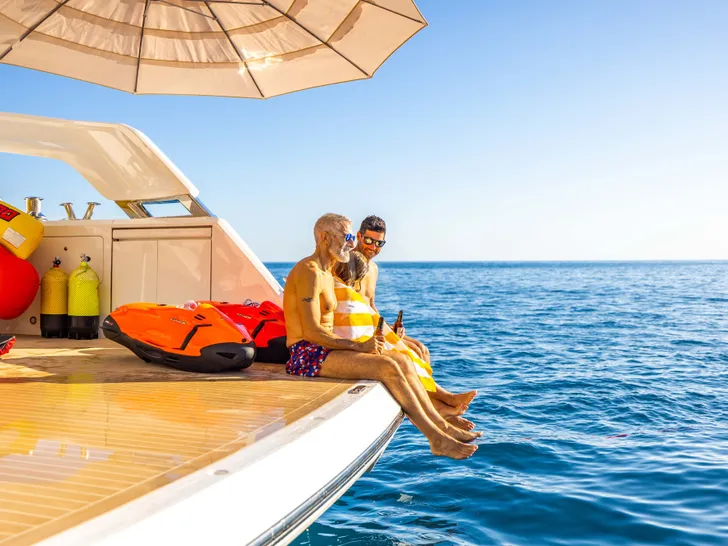 WYLDECREST Sunseeker 90 Sunbathing WYLDECREST Sunseeker 90 Sunbathing