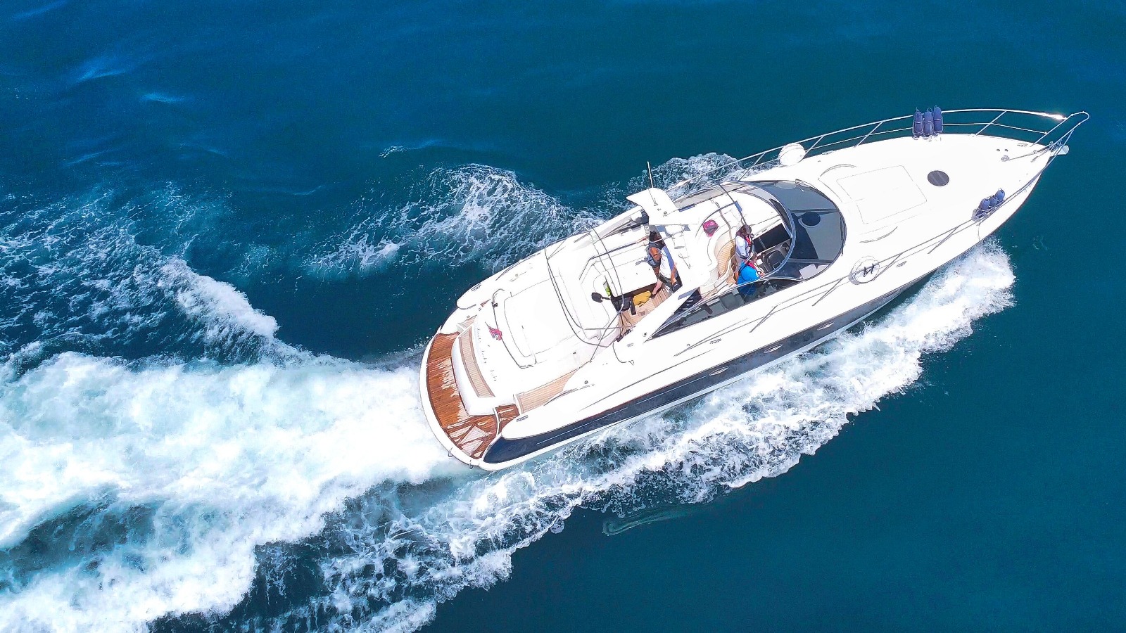 CAMARGUE 50 - Exterior