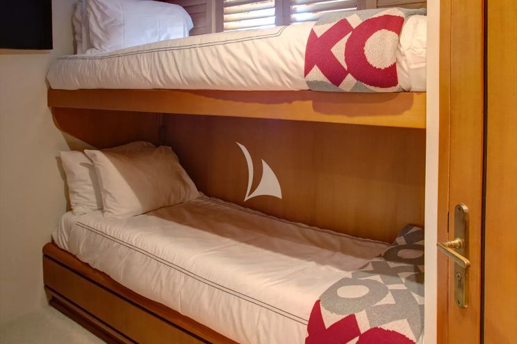 Charter Yacht XOXO - Intermarine 118 - 5 Cabins - Nassau - Exumas - Bahamas