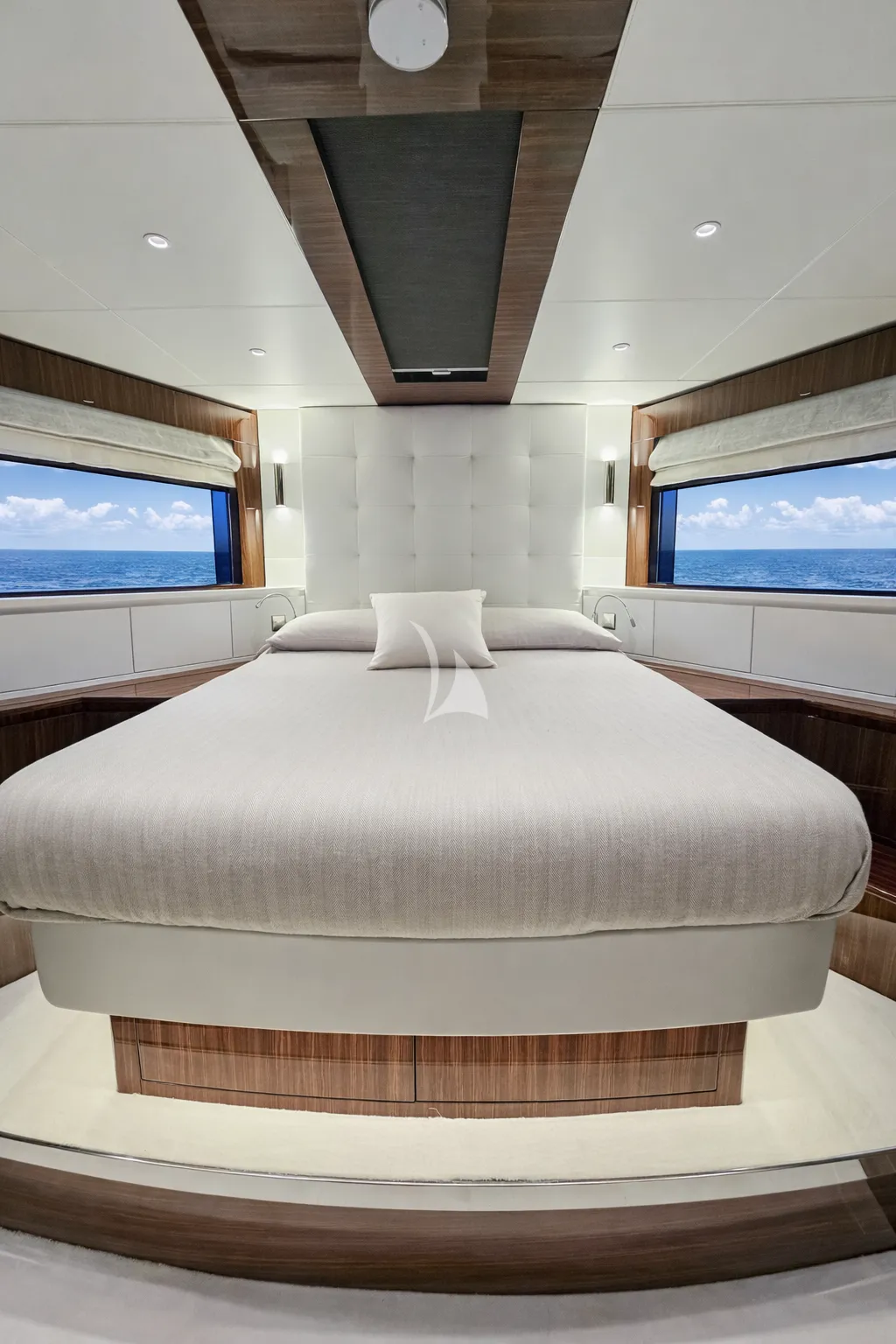 X SEVEN Riva Diva 82 - VIP cabin
