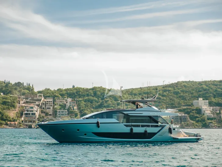 X SEVEN Riva Diva 82 - profile X SEVEN Riva Diva 82 - profile