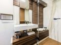 YAMAS Ferretti 670 master cabin bathroom
