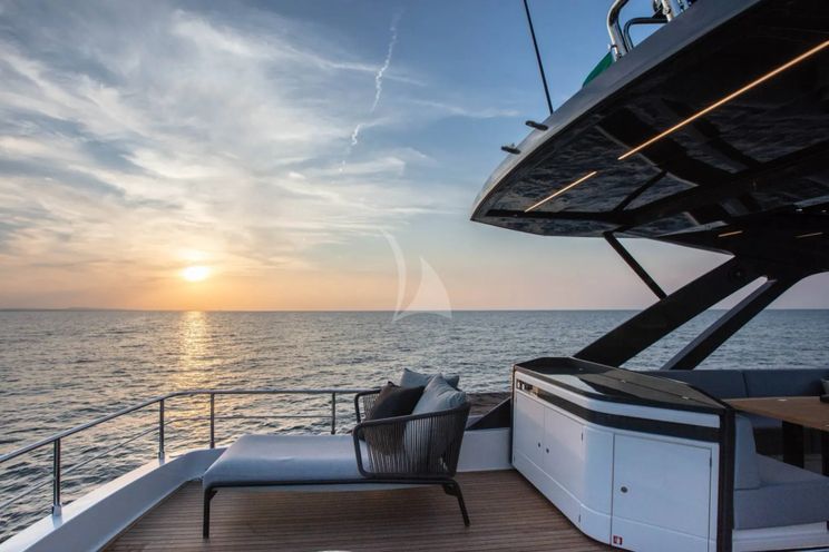 Charter Yacht YAMAS - Ferretti 670 - 3 Cabins - Cannes - St. Tropez - Nice - Antibes - French Riviera - Monaco