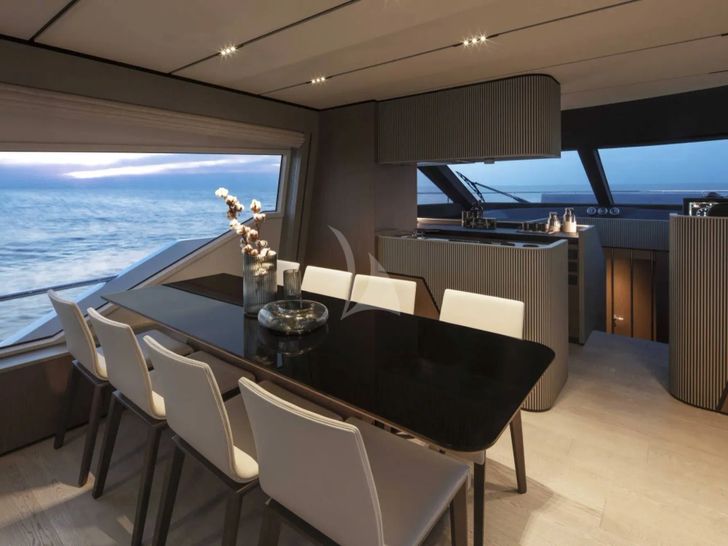 YAMAS Ferretti 670 - indoor dining area YAMAS Ferretti 670 - indoor dining area