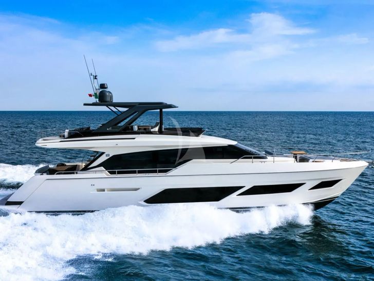 YAMAS Ferretti 670 - profile YAMAS Ferretti 670 - profile