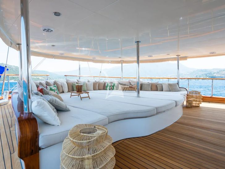 YAZZ Aegean Custom Sailing Yacht 55m - lounging beds YAZZ Aegean Custom Sailing Yacht 55m - lounging beds
