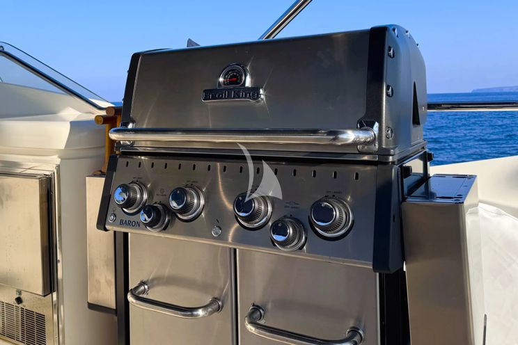 Charter Yacht YOLO TOO - Ferretti Custom Line 94 - 4 Cabins - Ibiza - Palma - Mallorca - Balearics - Spain