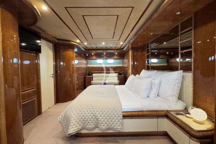 Charter Yacht YOLO TOO - Ferretti Custom Line 94 - 4 Cabins - Ibiza - Palma - Mallorca - Balearics - Spain