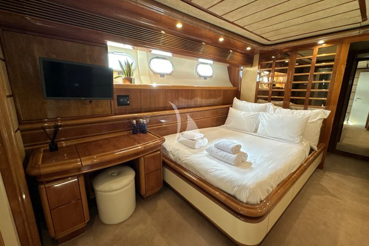 Charter Yacht YOLO TOO - Ferretti Custom Line 94 - 4 Cabins - Ibiza - Palma - Mallorca - Balearics - Spain