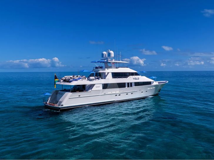 YOLO Westport 130 - cruising aft view YOLO Westport 130 - cruising aft view