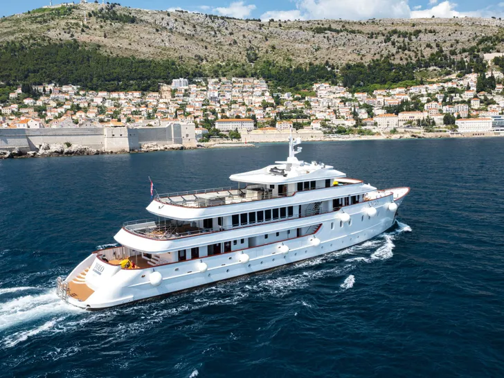 YOLO Odisej 48m - cruising YOLO Odisej 48m - cruising