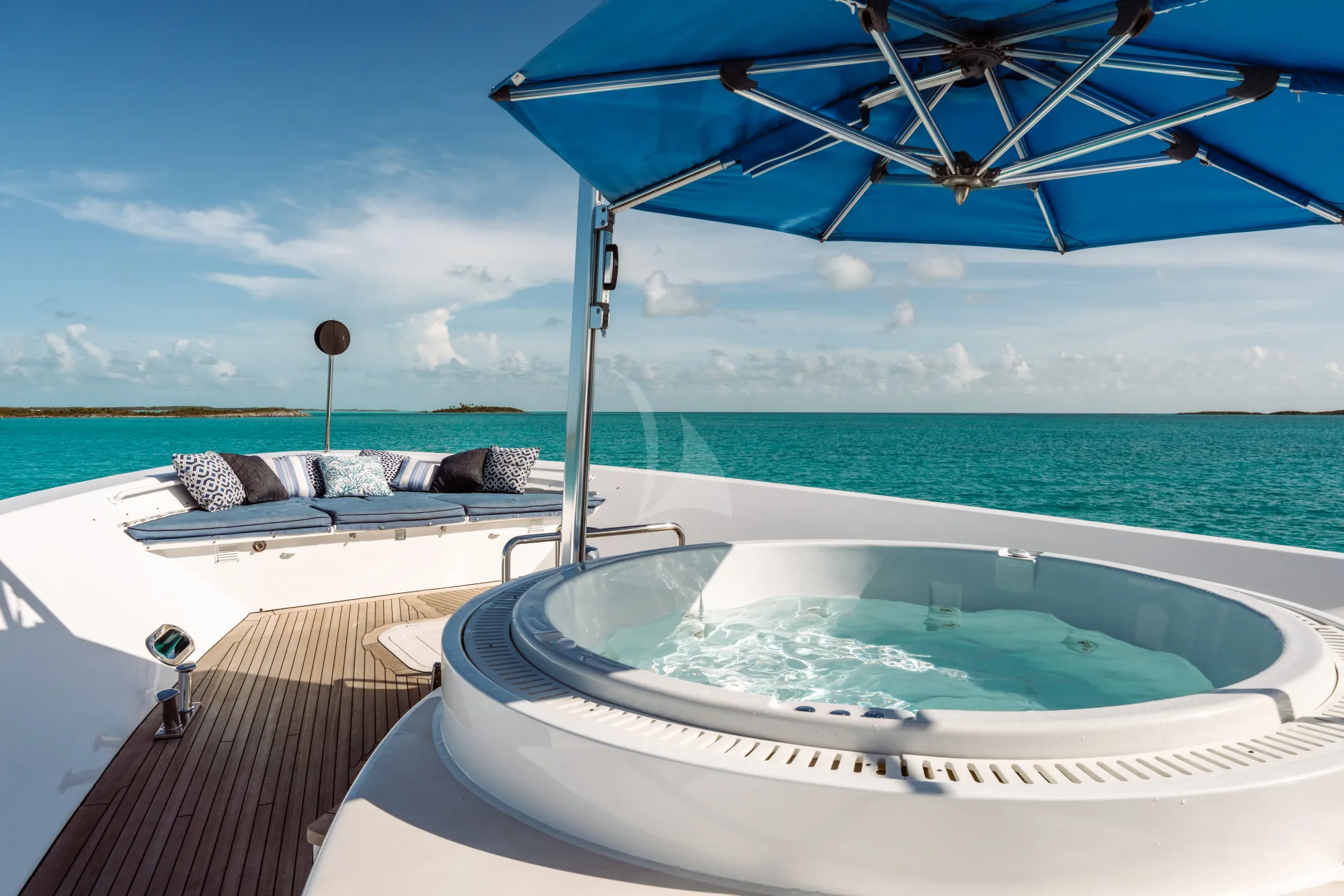 Charter Yacht YOLO - Westport 130 - 5 Cabins - Nassau - Exumas - Bahamas