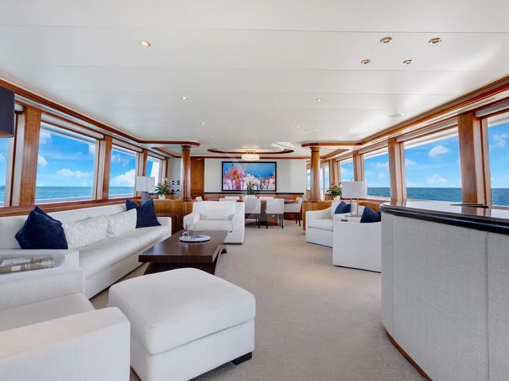 YOLO Westport 130 - main saloon YOLO Westport 130 - main saloon