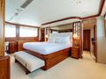YOLO Westport 130 - master cabin YOLO Westport 130 - master cabin
