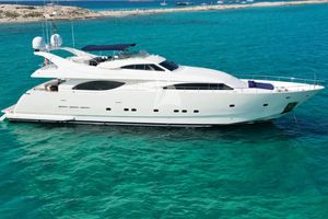 YOLO TOO - Ferretti Custom Line 94 - 4 Cabins - Ibiza - Palma - Mallorca - Balearics - Spain YOLO TOO - Ferretti Custom Line 94 - 4 Cabins - Ibiza - Palma - Mallorca - Balearics - Spain