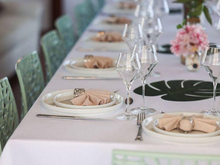 ACCAMA DELTA Azimut 30m - closeup dining table ACCAMA DELTA Azimut 30m - closeup dining table