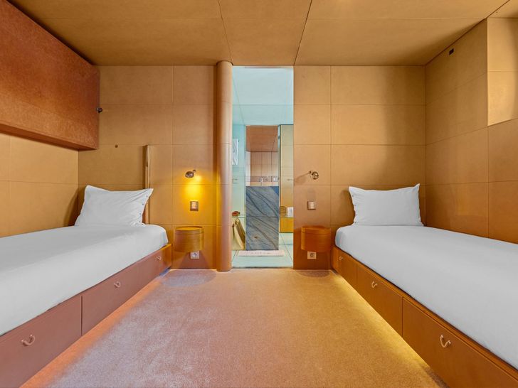 LUISA Heesen 4700 - twin cabin LUISA Heesen 4700 - twin cabin