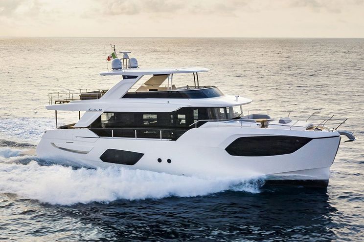Charter Yacht LEGEND II - Absolute Navetta 68 - 4 Cabins - Cannes - Nice - Monaco - St Tropez - French Riviera