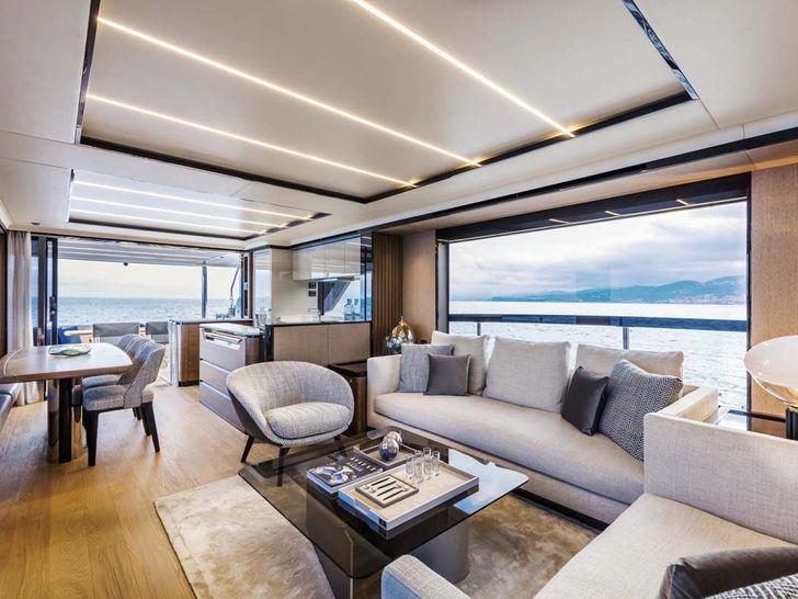 LEGEND II Absolute Navetta 68 - saloon seating LEGEND II Absolute Navetta 68 - saloon seating