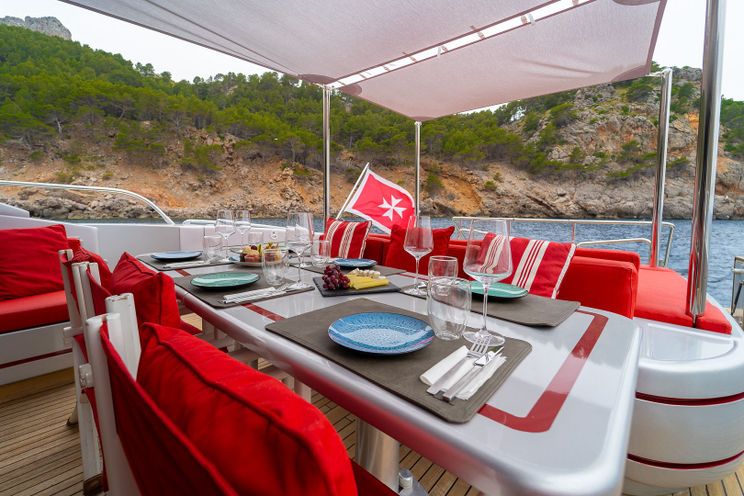 Charter Yacht LA DIGUE - Mangusta 92 - 4 Cabins - Cannes - Nice - St Tropez - Antibes - French Riviera