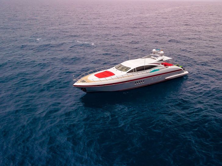 LA DIGUE Mangusta 92 - anchored LA DIGUE Mangusta 92 - anchored