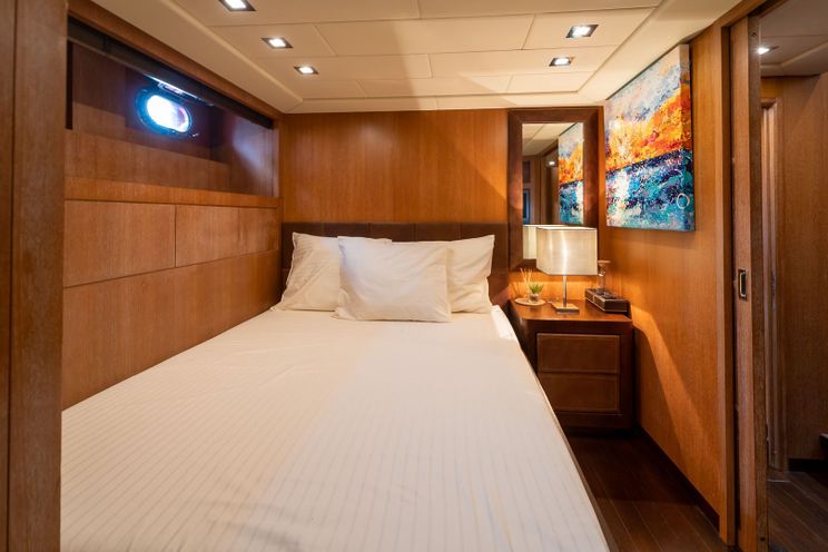 Charter Yacht LA DIGUE - Mangusta 92 - 4 Cabins - Cannes - Nice - St Tropez - Antibes - French Riviera