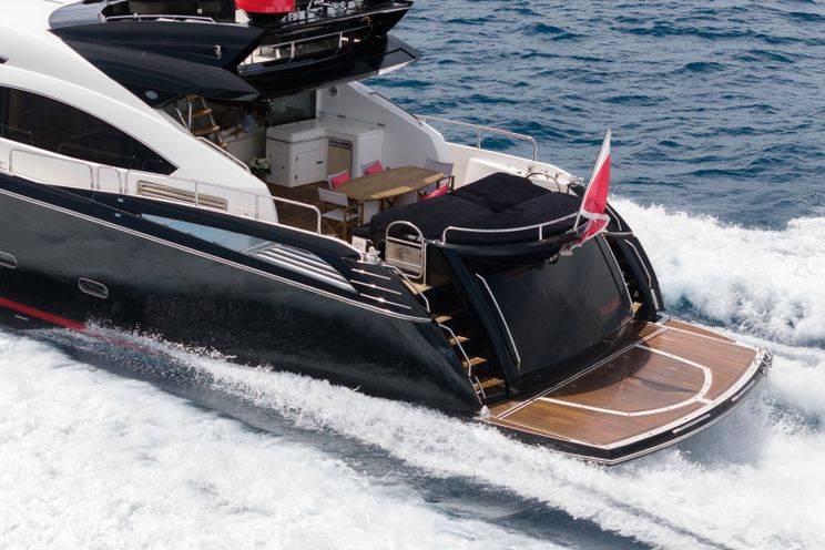 Charter Yacht PALUMBA - Sunseeker Predator 84 - 4 Cabins - Cannes - St Tropez - Nice- Antibes - French Riviera - Monaco