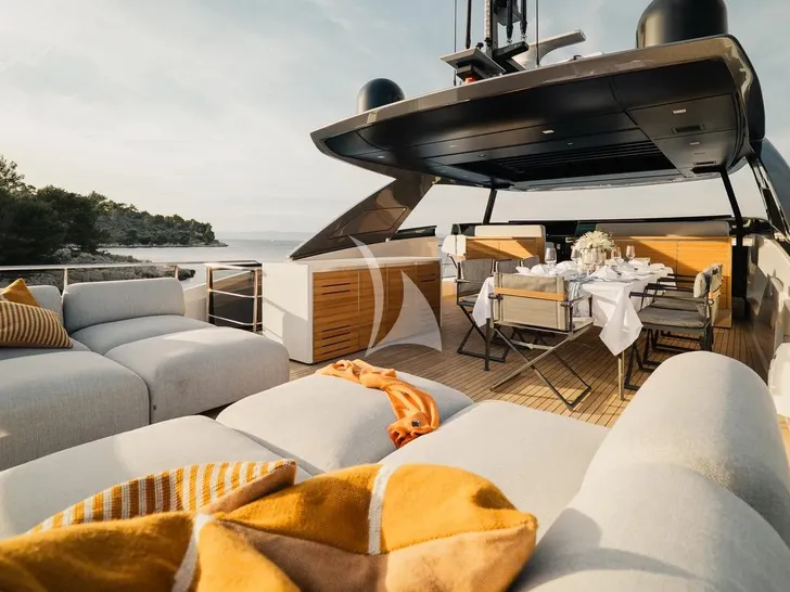 ZATARA II Sanlorenzo SL90A - flybridge ZATARA II Sanlorenzo SL90A - flybridge