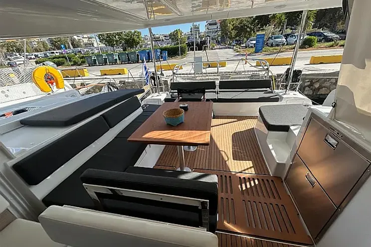 Charter Yacht ZEN 2 Green Wave - Lagoon 43 - 4 Cabins - Athens - Mykonos - Paros - Greece