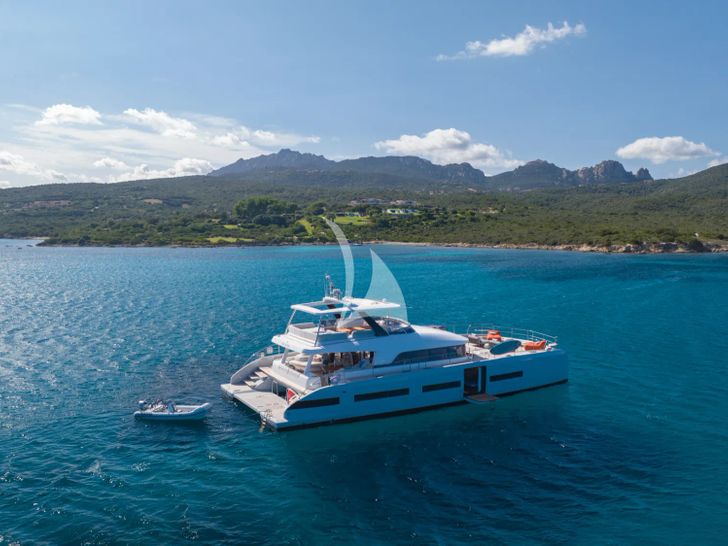 ZENIT Lagoon Seventy 8 - anchored ZENIT Lagoon Seventy 8 - anchored