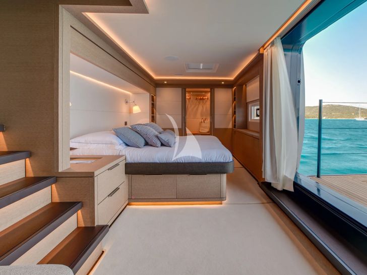 ZENIT Lagoon Seventy 8 - master cabin ZENIT Lagoon Seventy 8 - master cabin