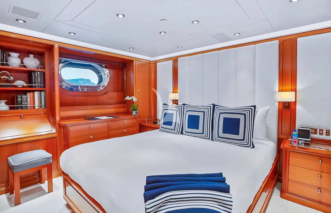 ZENJI Perini Navi 56m - VIP cabins 2