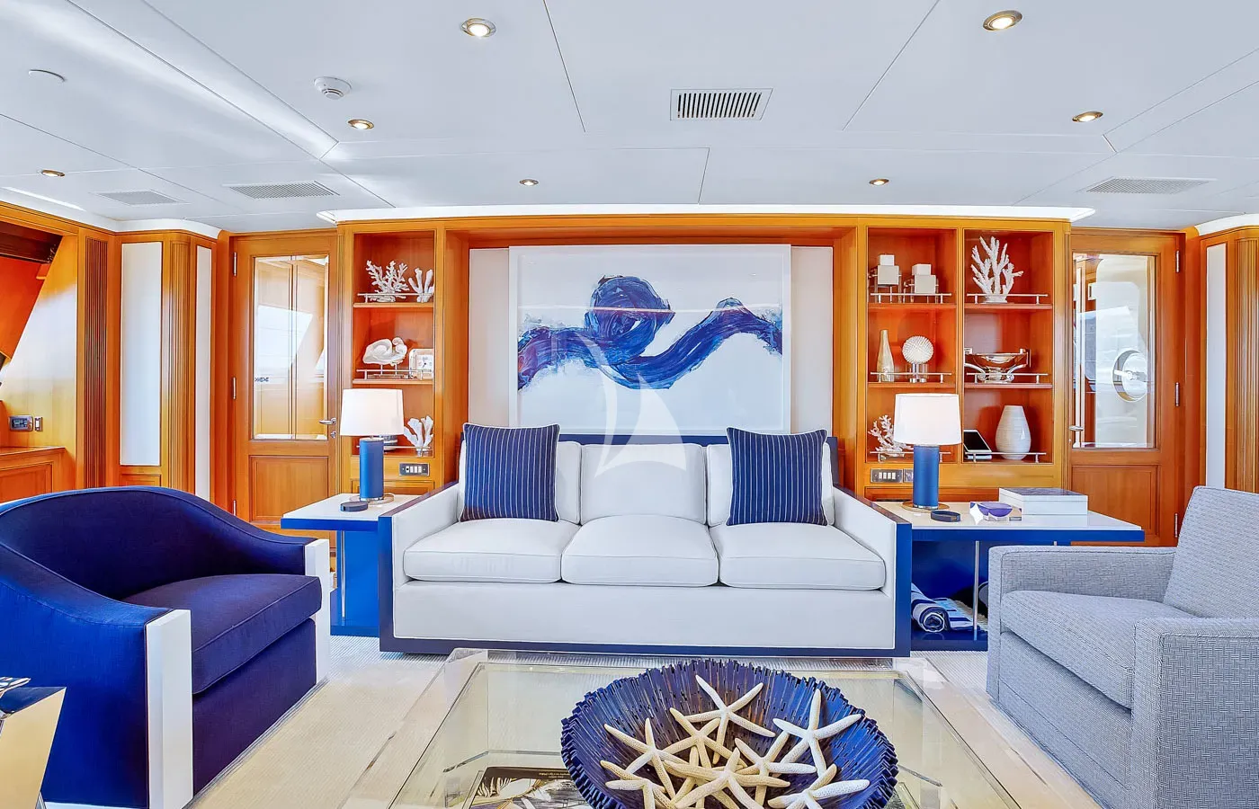 ZENJI Perini Navi 56m - main saloon lounge