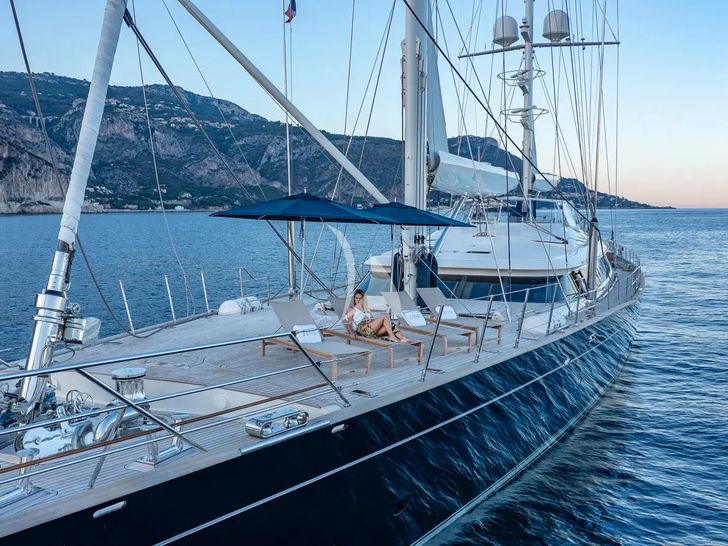 ZENJI Perini Navi 56m - upper deck sunbathing area ZENJI Perini Navi 56m - upper deck sunbathing area